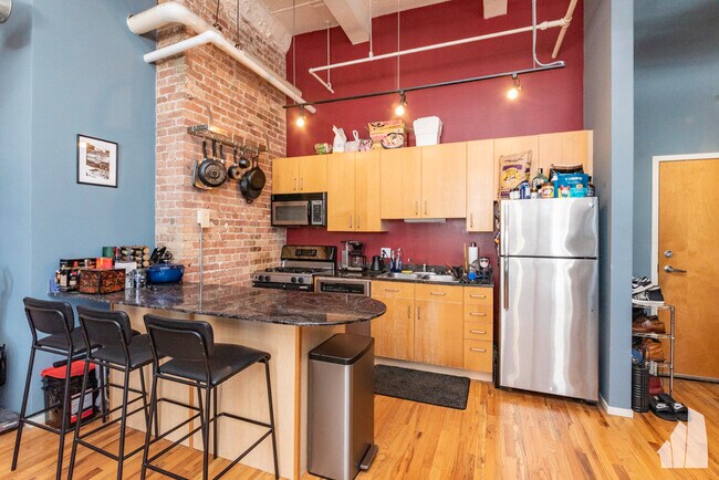 420 S Clinton St, Unit 805 in Chicago, IL - Building Photo - Building Photo