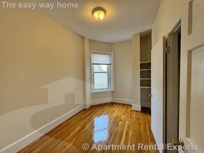 891 Massachusetts Ave in Cambridge, MA - Building Photo - Building Photo