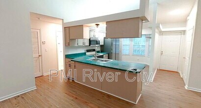 8502 Starbrite Court in Jacksonville, FL - Building Photo - Building Photo