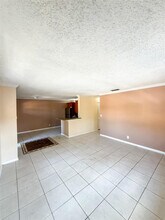 11474 NW 42nd St in Coral Springs, FL - Building Photo - Building Photo