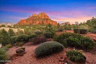 100 Penelope Way in Sedona, AZ - Building Photo - Building Photo