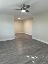 2134 Lincoln St in Hollywood, FL - Building Photo - Building Photo