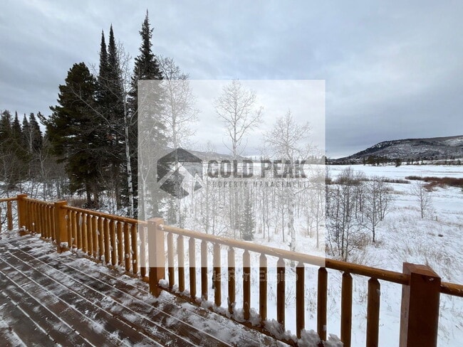 33181 Wenatchi Trail in Oak Creek, CO - Foto de edificio - Building Photo