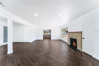 569 Canosa Ave in Las Vegas, NV - Building Photo - Building Photo