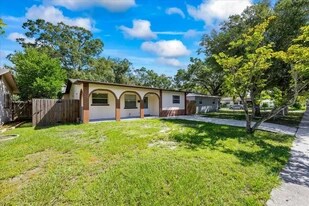 3811 39th Ave N in St. Petersburg, FL - Building Photo