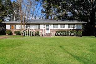 236 S Canton Club Cir in Jackson, MS - Building Photo