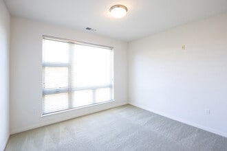 Prima in Fitchburg, WI - Building Photo - Building Photo