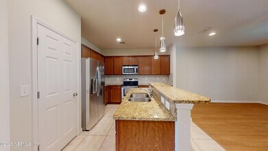 7027 Coldwater Dr in Jacksonville, FL - Building Photo - Building Photo