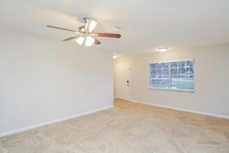 1091 Mindello Ave in St. Augustine, FL - Building Photo - Building Photo