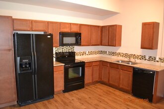 715 Monnett Apartments in Norman, OK - Building Photo - Building Photo