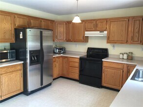 317 Bellvale Lakes Rd in Warwick, NY - Building Photo - Building Photo
