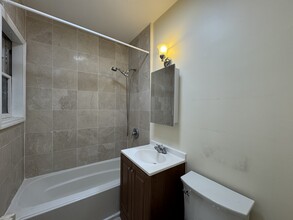 168 Cedar St, Unit 1st FL in Cliffside Park, NJ - Building Photo - Building Photo