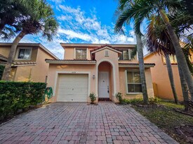 4434 Lake Lucerne Cir in West Palm Beach, FL - Building Photo