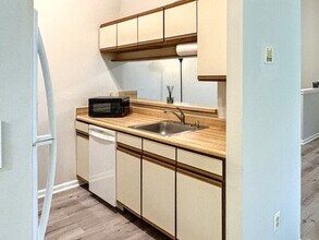 112 Water Fountain Way in Glen Burnie, MD - Building Photo - Building Photo