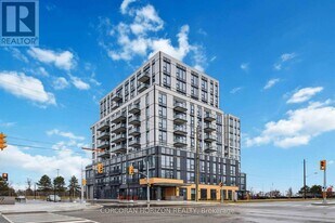 7437 Kingston Rd in Toronto, ON - Building Photo
