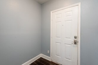 211 Countryside Key Blvd in Oldsmar, FL - Foto de edificio - Building Photo
