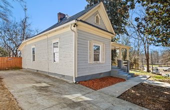 837 Center Hill Ave NW in Atlanta, GA - Building Photo - Building Photo