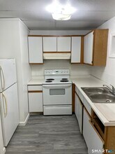 166 Main St in Deep River, CT - Building Photo - Building Photo