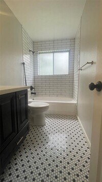 3203 Rocky Crest Dr photo'