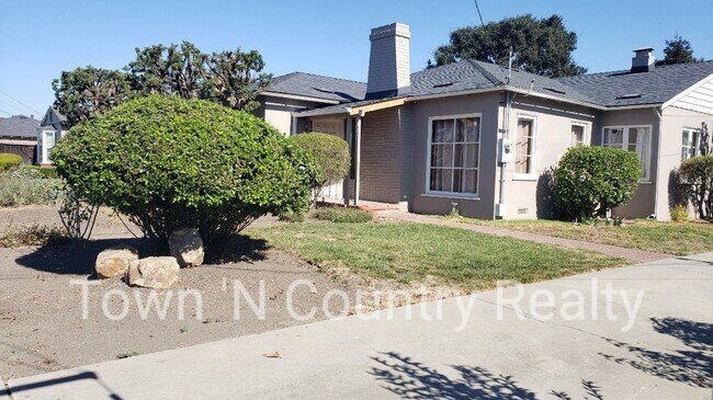 317 Lorimer St in Salinas, CA - Building Photo - Building Photo