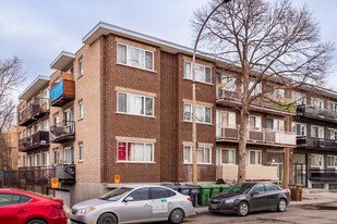 5275 1Re Av in Montréal, QC - Building Photo
