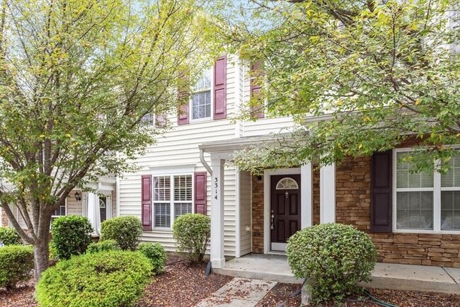 3314 Ivy Wood Ln in Durham, NC - Foto de edificio - Building Photo