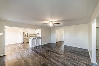 205 Shadowbrook Ln NE in Huntsville, AL - Building Photo - Building Photo