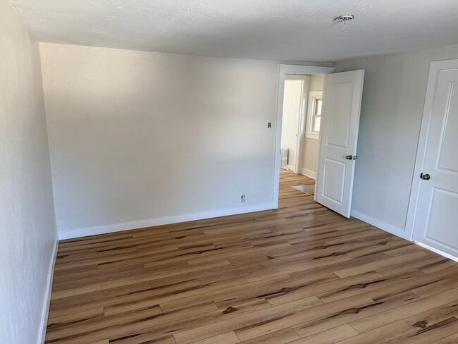 1926 Shore Rd in Linwood, NJ - Building Photo - Building Photo