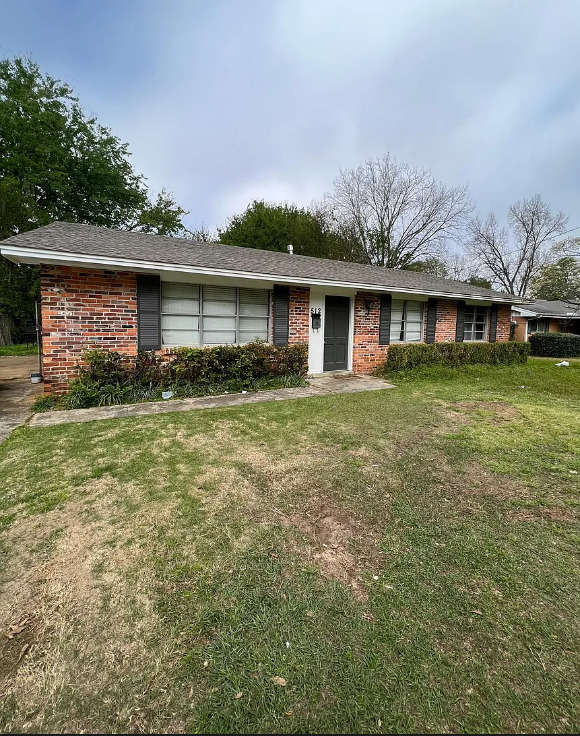 property at 512 Avondale Rd