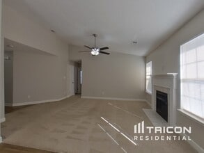 2918 Brekonridge Centre Dr in Monroe, NC - Building Photo - Building Photo