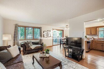 2883 117th Ln NW in Coon Rapids, MN - Building Photo - Building Photo