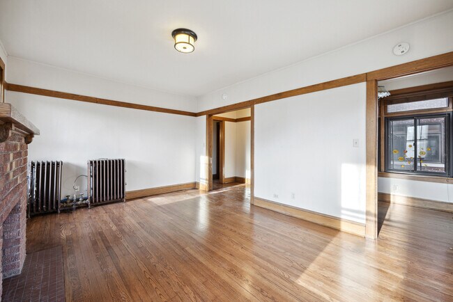 3952 W Waveland Ave in Chicago, IL - Building Photo - Building Photo