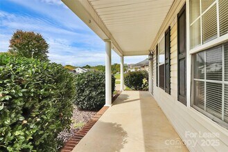 7125 Weavers Run in Cramerton, NC - Building Photo - Building Photo