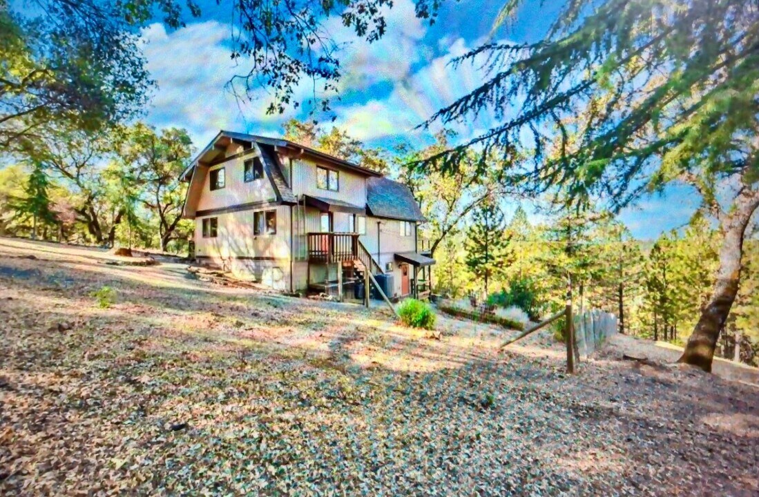 2443 Dutch Camp Ct in Cool, CA - Building Photo
