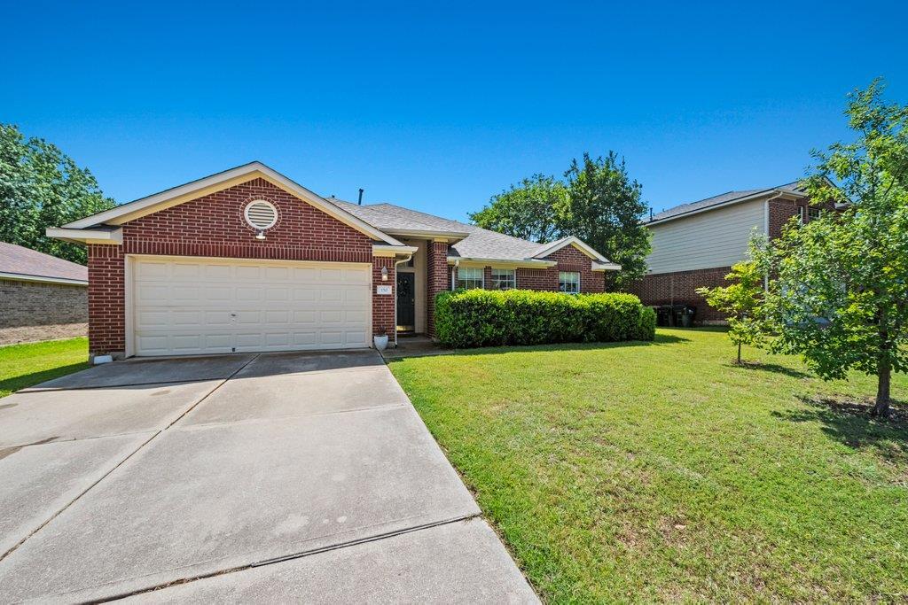 150 Primrose Blvd in Kyle, TX - Building Photo