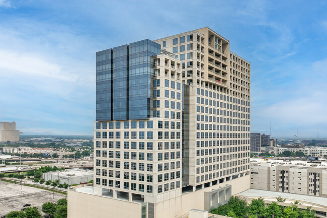 One Arts Plaza in Dallas, TX - Building Photo - Building Photo