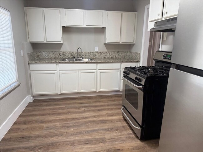 5933 Southgood St in Houston, TX - Building Photo - Building Photo