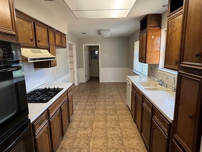 4201 Valley Dr in Midland, TX - Building Photo - Building Photo