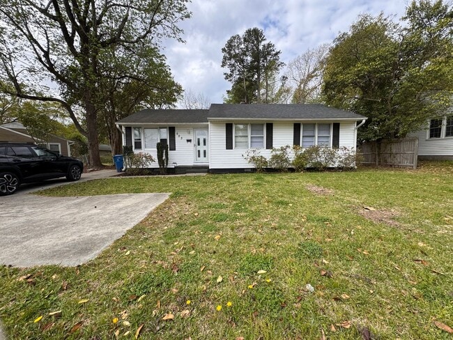 503 Henderson Dr in Jacksonville, NC - Building Photo - Building Photo