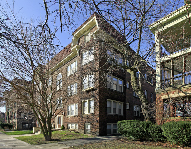 Euclid Heights Blvd Apartments in Cleveland, OH - Foto de edificio - Building Photo