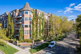 River Grande Estates in Calgary, AB - Building Photo