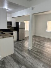 2500 NE 192 St in Miami, FL - Building Photo - Building Photo