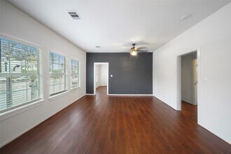 316 Burr St in Houston, TX - Building Photo - Building Photo