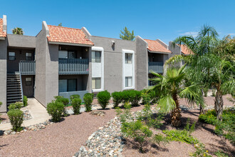 Element on the Loop in Tucson, AZ - Building Photo - Building Photo