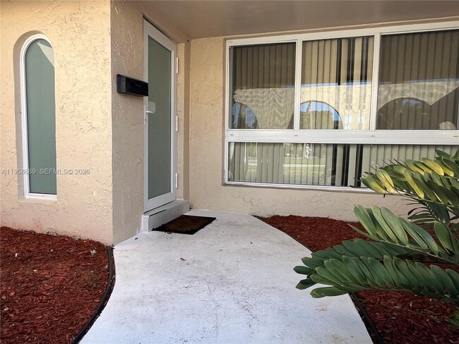 9200 SW 54th St in Cooper City, FL - Building Photo - Building Photo