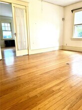 126 Hooker Ave in Poughkeepsie, NY - Building Photo - Building Photo