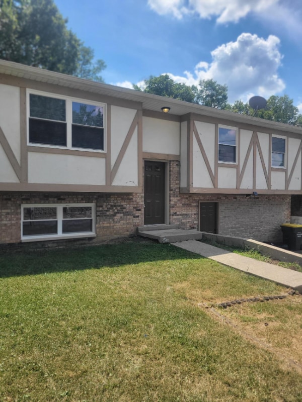 property at 805 Dayton Pike