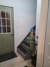 1323 Saint Ann St, Unit 2nd flr in Scranton, PA - Foto de edificio - Building Photo