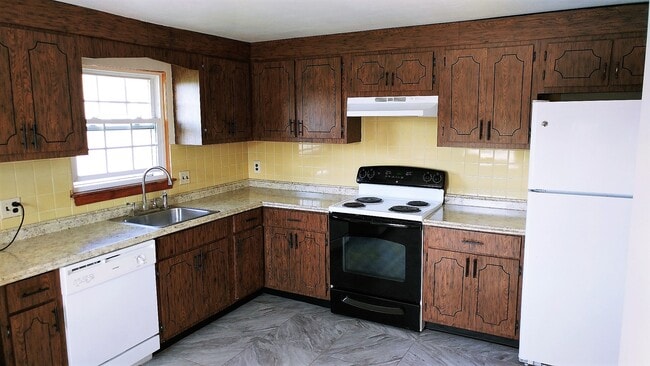 128 Fayette St, Unit 128 in Watertown, MA - Building Photo - Building Photo