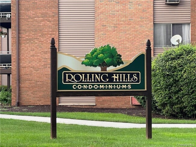 property at 30 Peddler Hill Rd